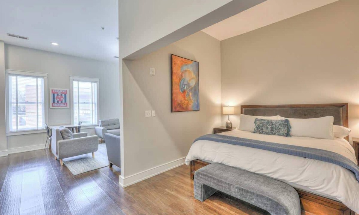 12 South Condo | 1-BR Studio Condo in 12 South I Unit 203