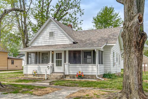 Sullivan House | 1 Mi to Park & Lake! Charming Retreat in Sullivan