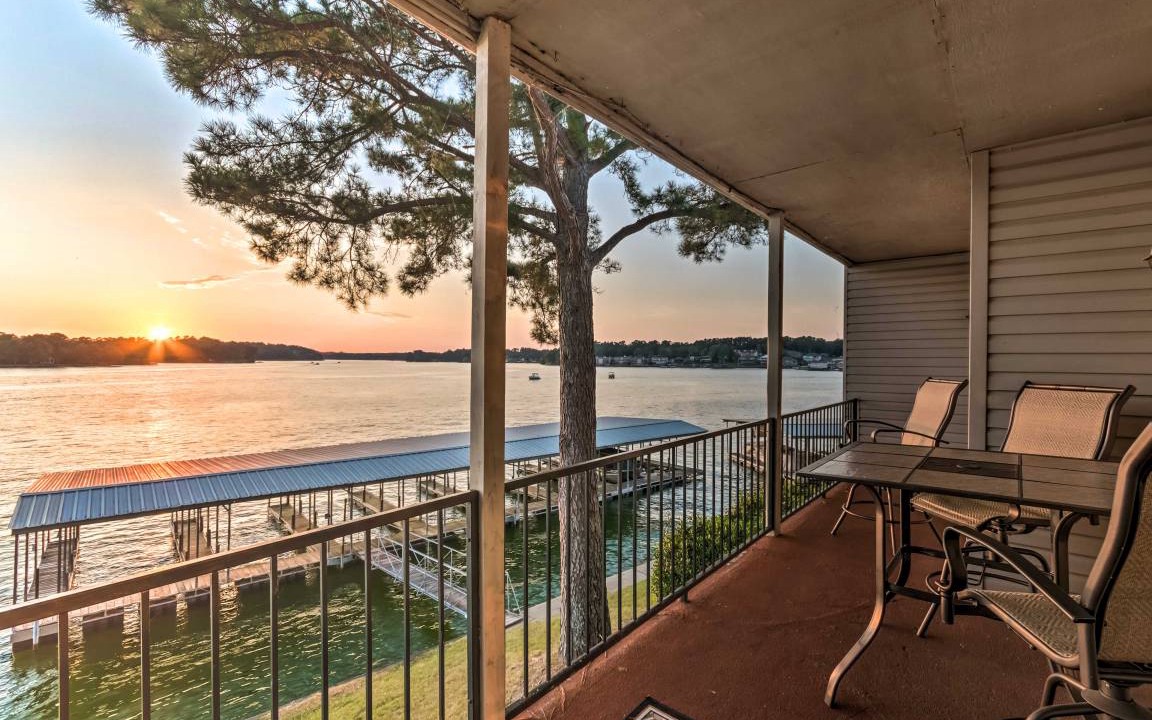 Lake Hamilton Apartment | 102 m² Apartment ∙ 2 bedrooms ∙ 4 guests