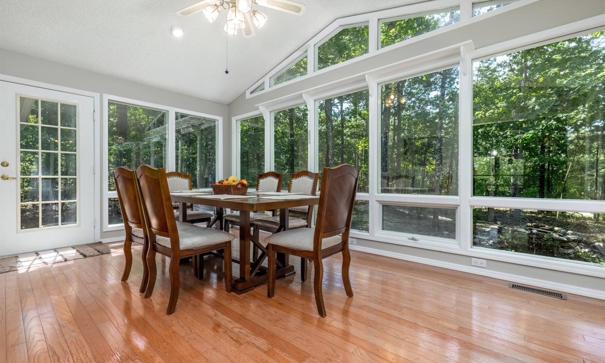 Hot Springs Village House | 14 Guindola Way - A nicely remodeled, furnished home with great views of Lake