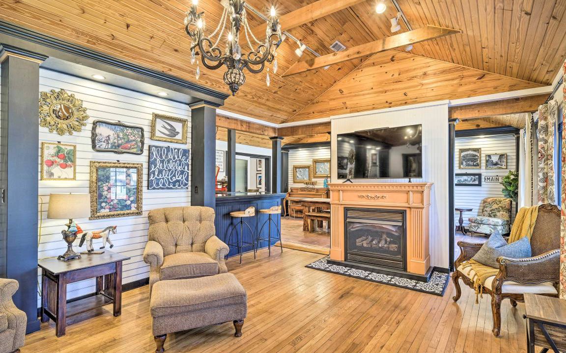 Eureka Springs Historic District Cottage | 143 m² Cabin ∙ 3 bedrooms ∙ 6 guests