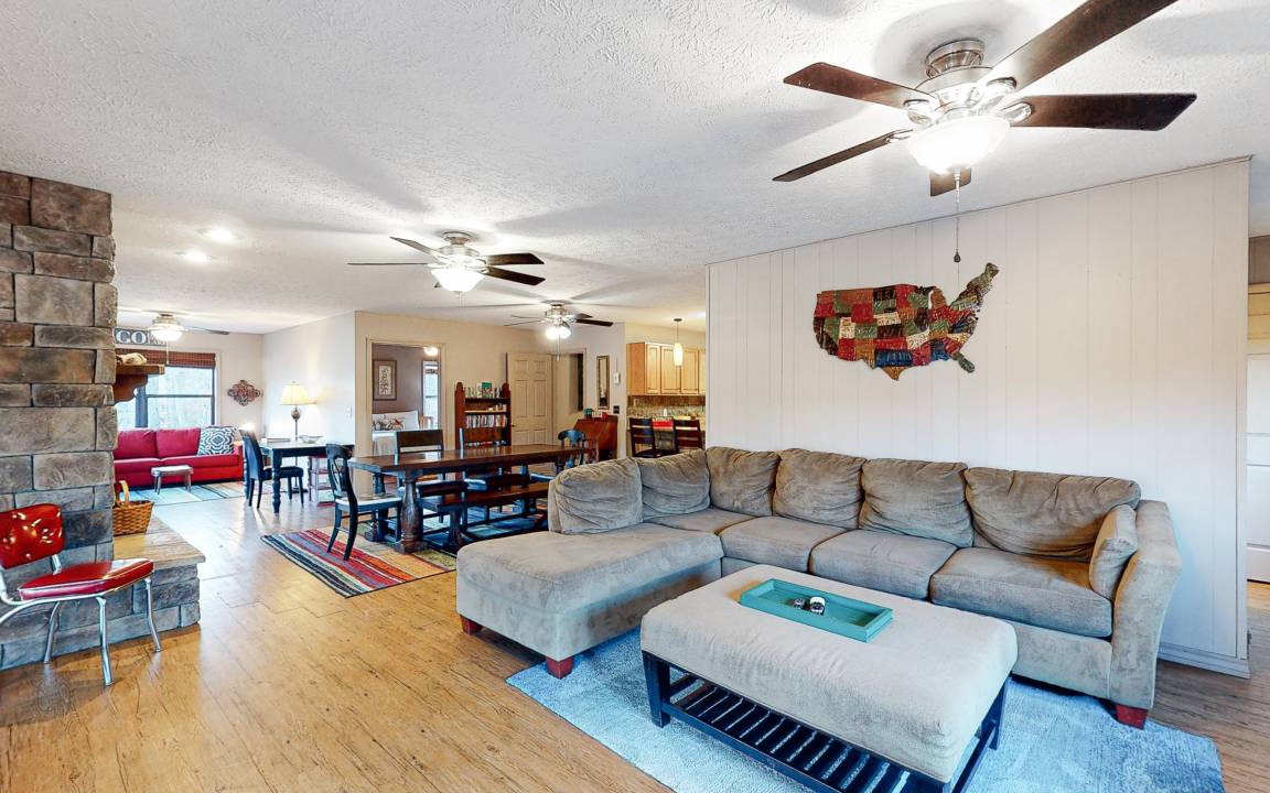 Eureka Springs House | 177 m² House ∙ 4 bedrooms ∙ 13 guests
