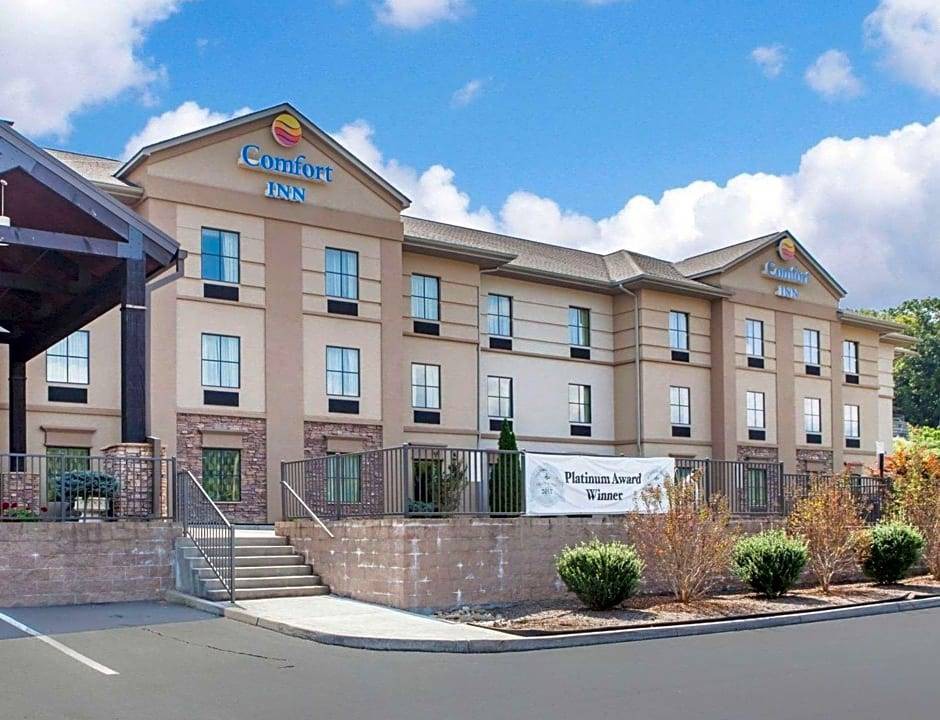 Harriman Hotel | 2-Star Hotel ∙ Comfort Inn Harriman