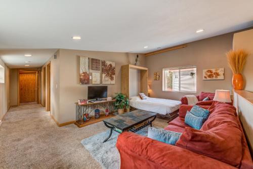 Pepin Apartment | 2BR Condo Near Lake Pepin w Murphy Bed - Sunbeam