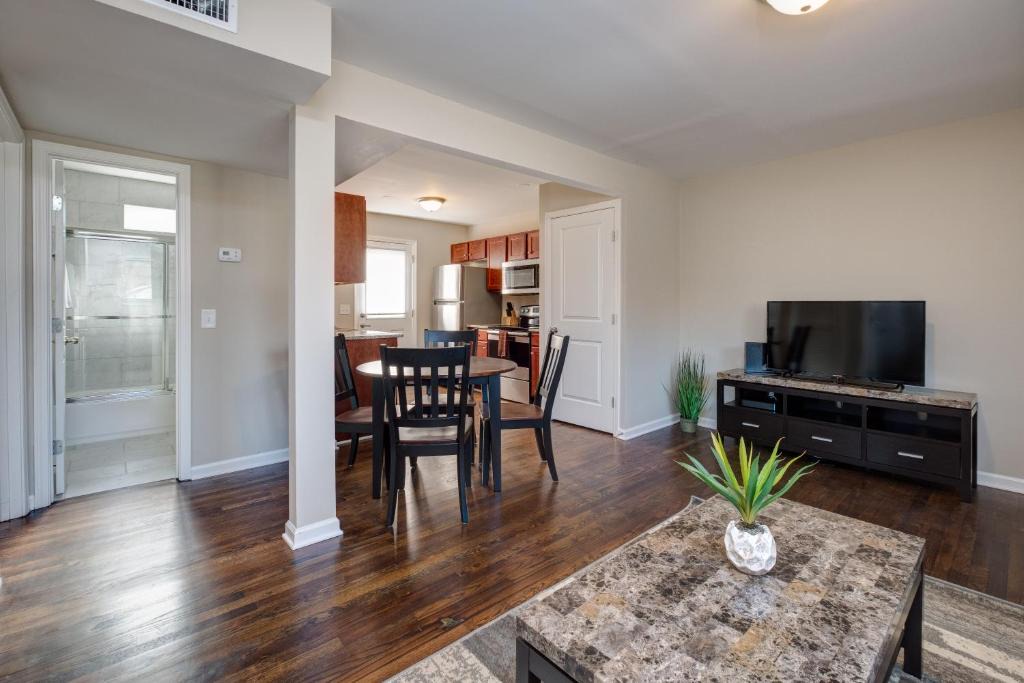 Chestnut Hill Apartment | 2nd Ave S Condo Units 1, 2, 7, 8