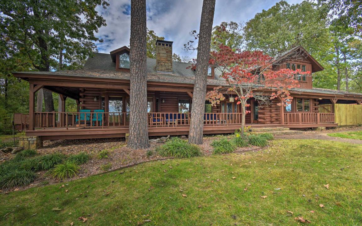 Piney House | 315 m² House ∙ 4 bedrooms ∙ 10 guests