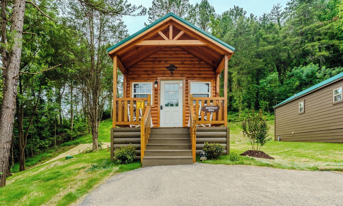 Kodak Cabin | 5 Minutes from Buc-ee's -Buffalo Bill Cabin