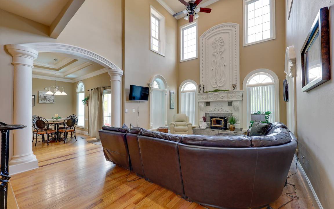 Mid America House | 557 m² House ∙ 7 bedrooms ∙ 16 guests