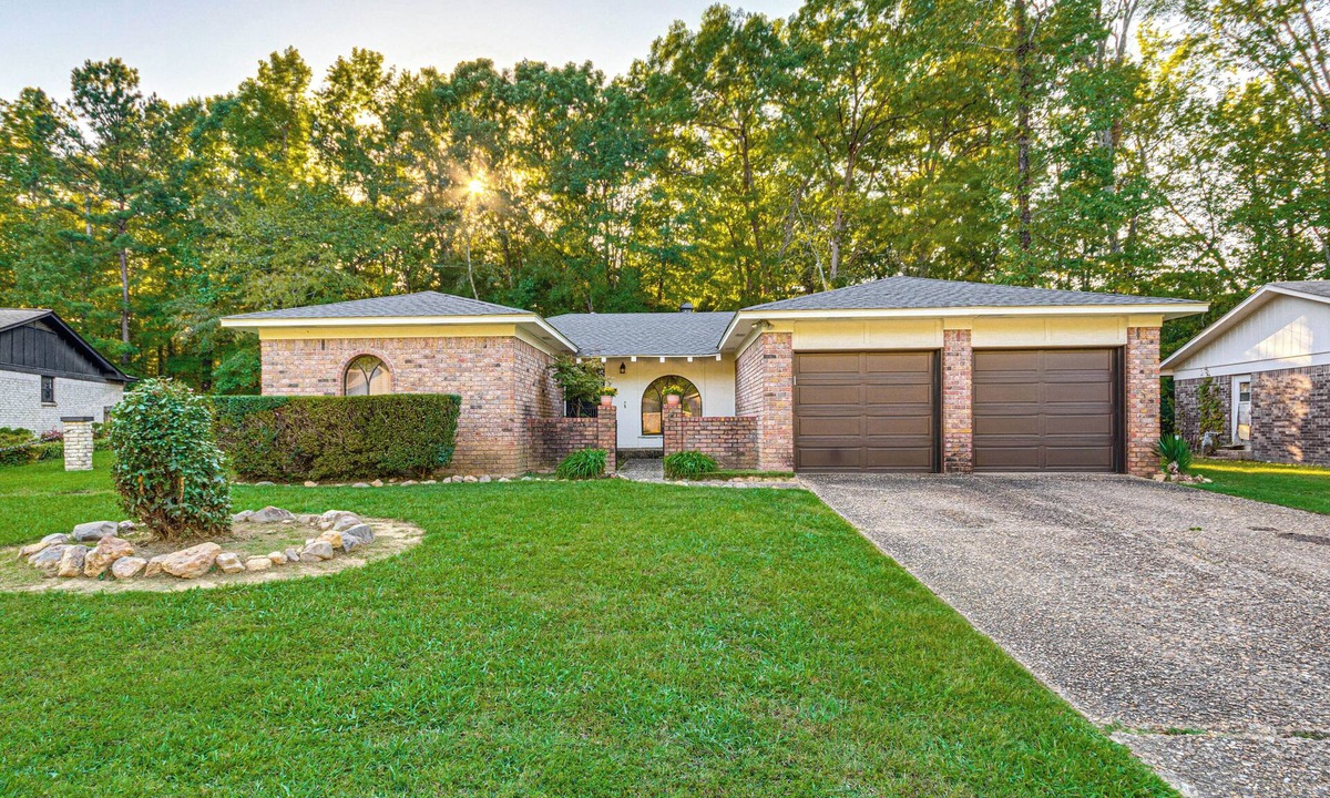 Little Rock House | 8 Mi to Downtown Little Rock: Home w/Patio