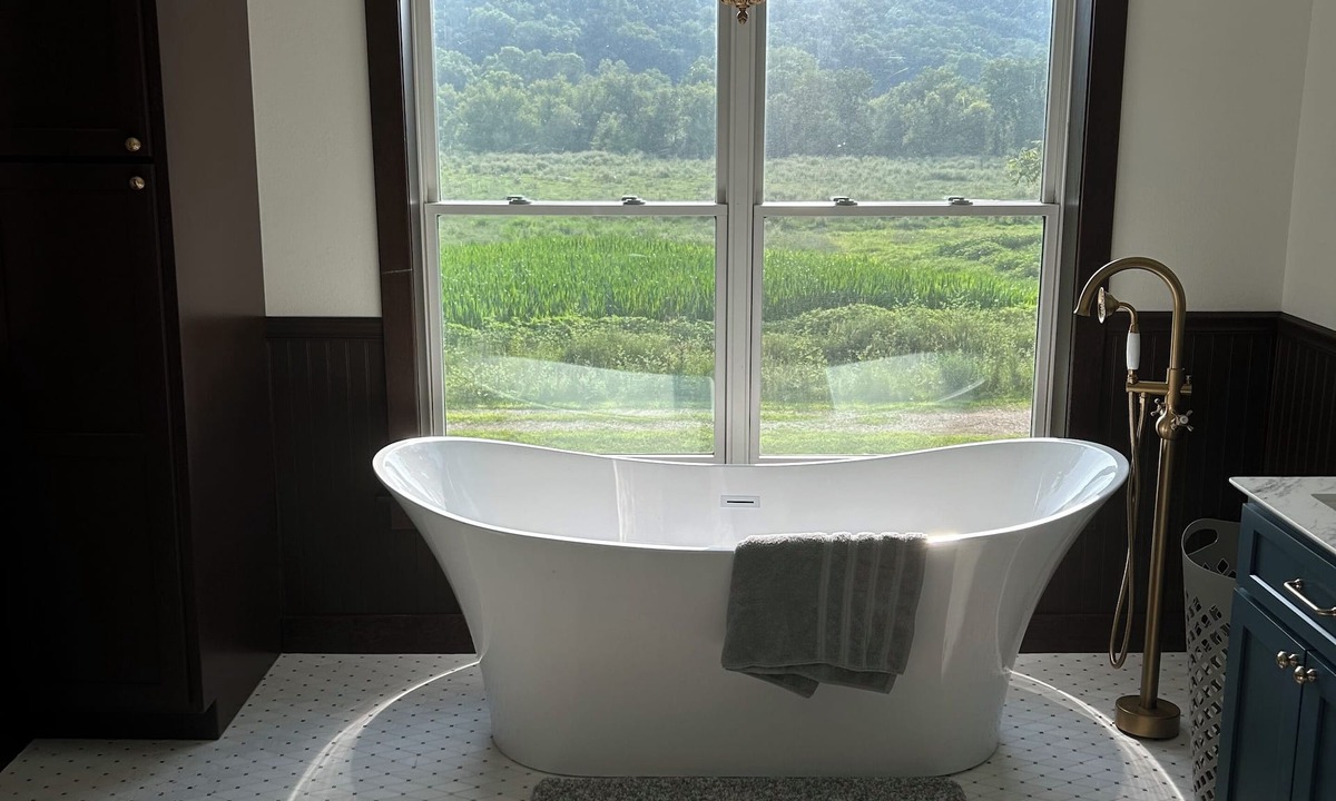 Muscoda House | A Peaceful Driftless Farm Stay Awaits on a Century-Old Muscoda Working Farm