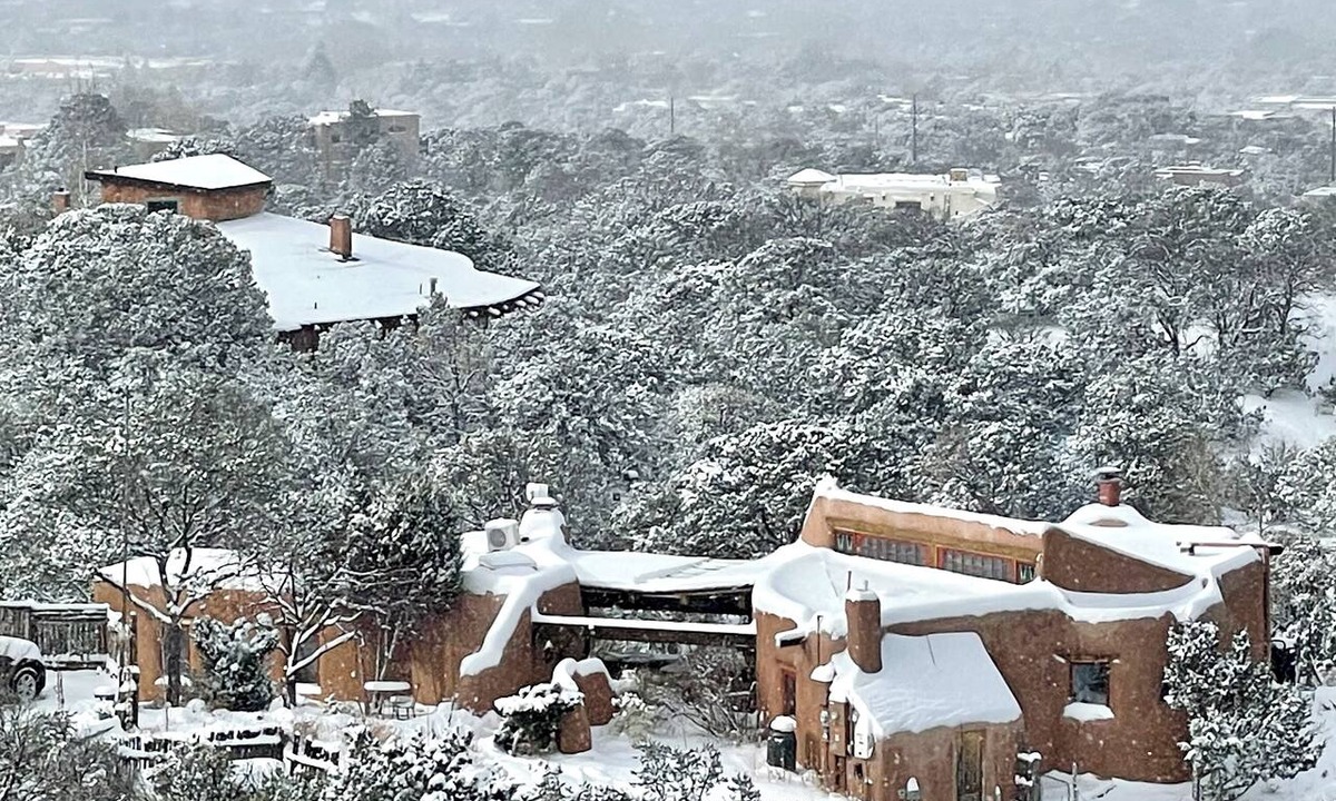 Santa Fe Cabin | Adobe Casa & Casita on quiet 4 acres in Santa Fe Foothills, 4 miles to Plaza