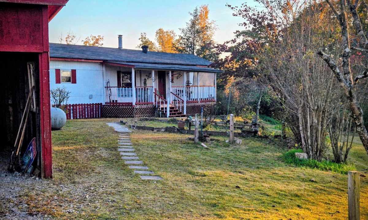 Chewalla House | Adventures — Ideal for Traveling Nurses, Hunters, Families, and Nature Lovers.”