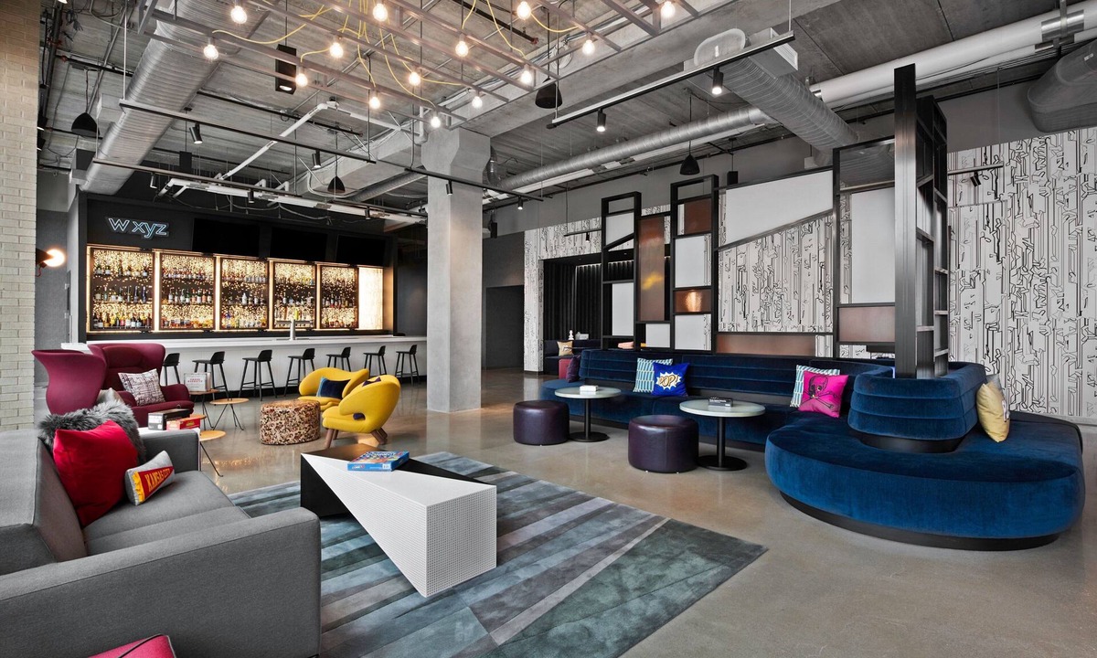 Country Club Plaza Area Hotel | Aloft by Marriott Kansas City Country Club Plaza