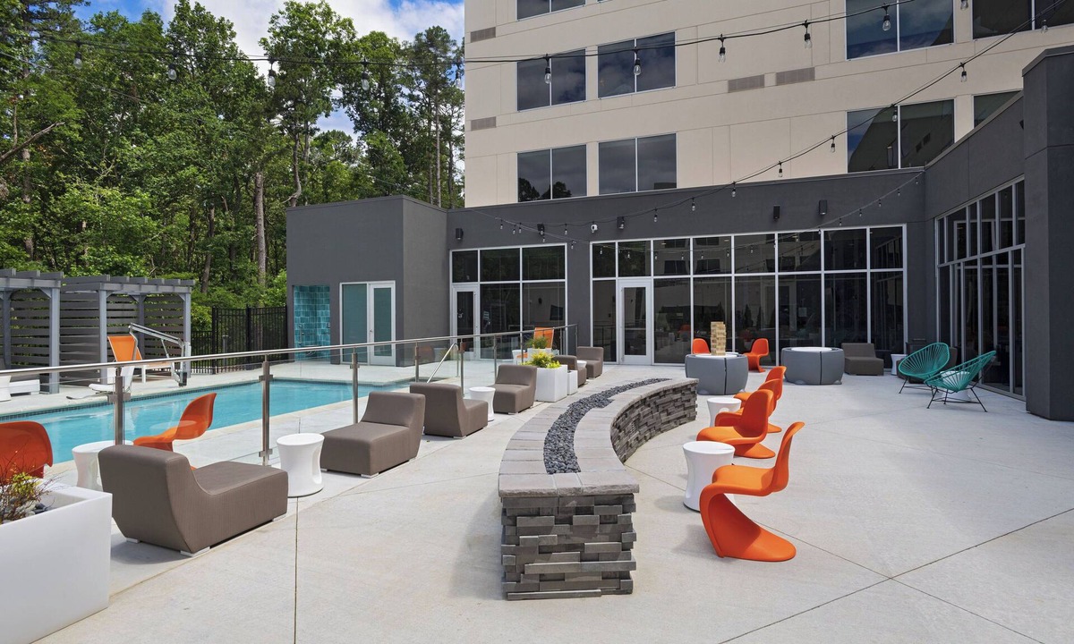 Ferndale Hotel | Aloft Little Rock West