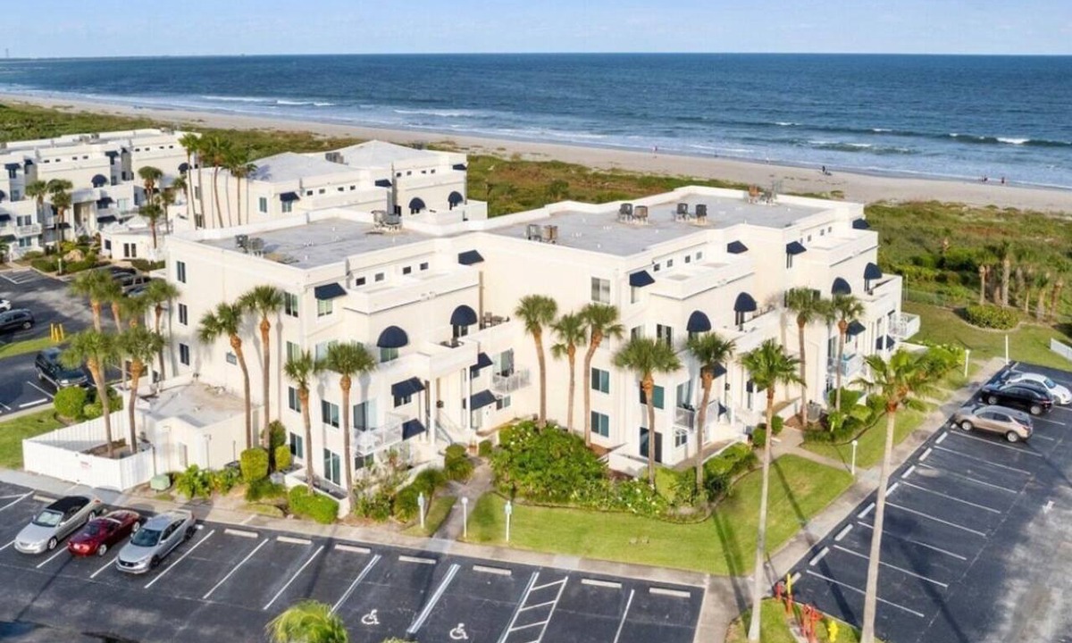 Port Canaveral Condo | Amazing First Floor Condo steps from the Beach w/breathtaking views - sleeps 6