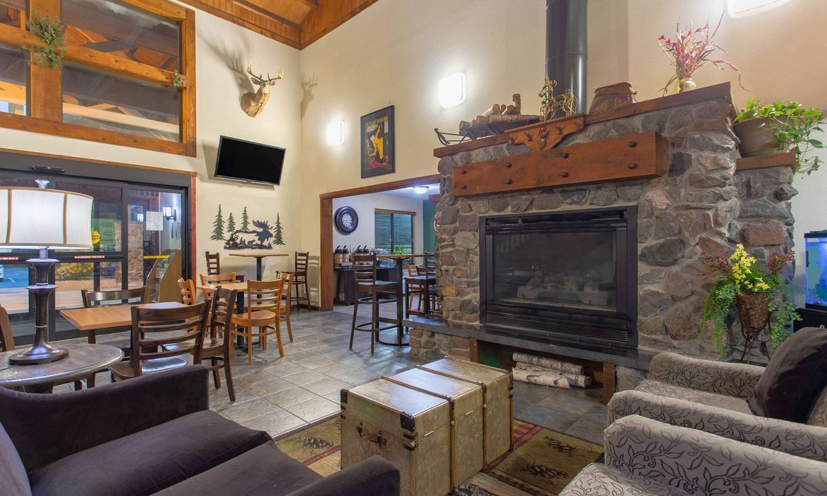 Black River Falls Hotel | AmericInn by Wyndham Black River Falls I-94 on ATV Trail