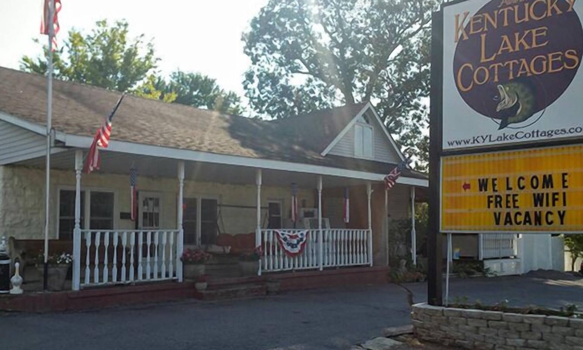 Aurora Hotel | Aurora's Kentucky Lake Cottages