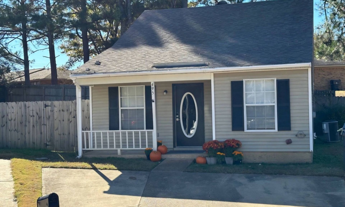Hernando House | Beautiful 3-bedroom in charming cul-de-sac in Hernando