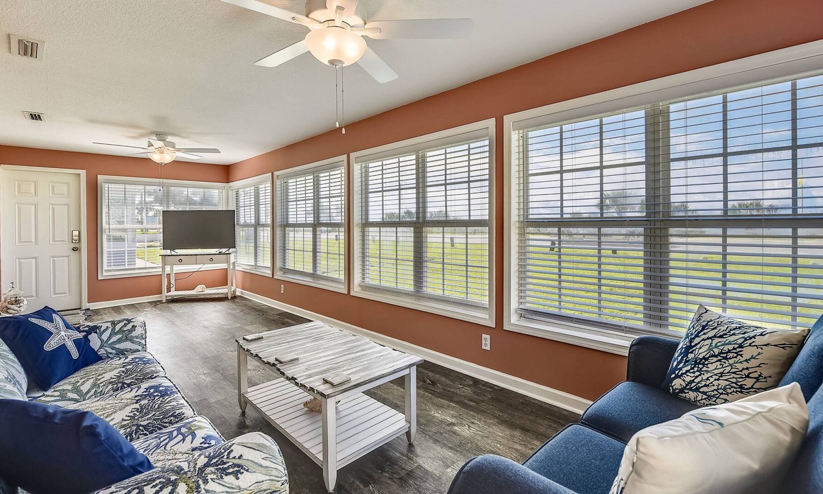 Bid-a-wee Beach House | 🏖️Beautiful HOME with PRIVATE beach access across the street from beach!!🏖️