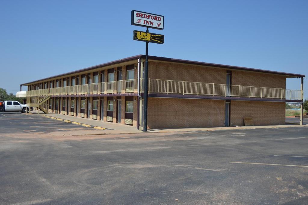 Elk City Hotel | Bedford Inn