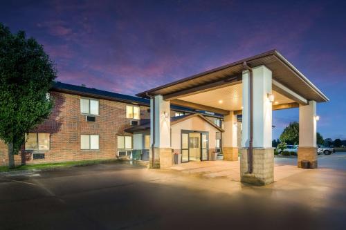 Mount Pleasant Hotel | Best Western Mount Pleasant Inn