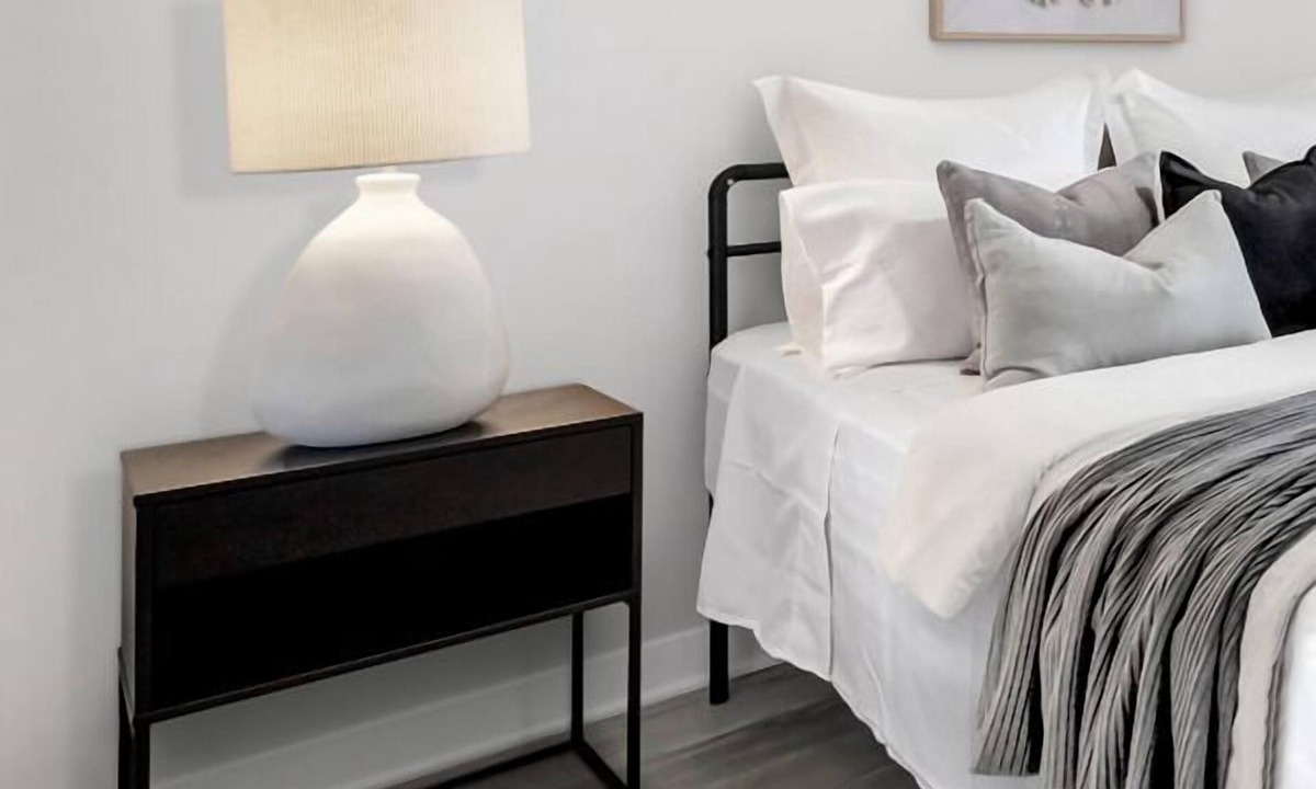 St. Peters Apartment | Bold 1316 I Studio I Free Parking I Pool I Gym