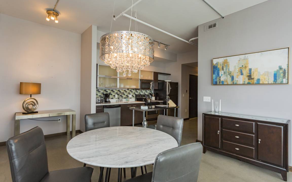East Nashville Condo | Bright Spacious Condo 30day min w/ WiFi, AC, Parking, TV, Furnished, Rooftop