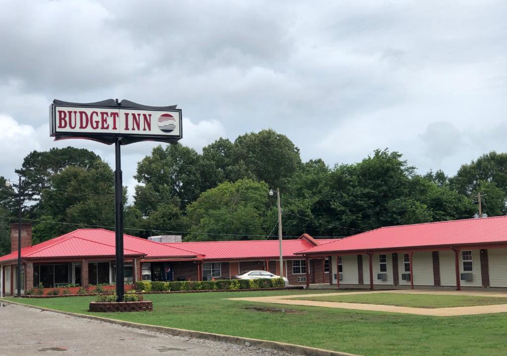 New Albany Hotel | Budget Inn - New Albany