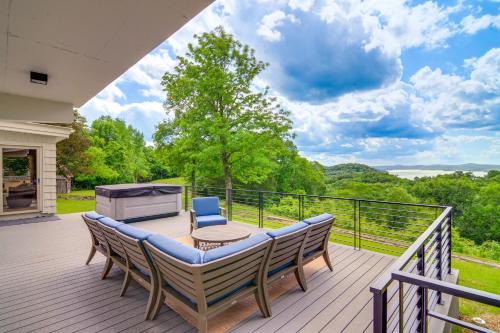 Allons House | Byrdstown Home on 65 Acres w/Pool, Trail to Lake!