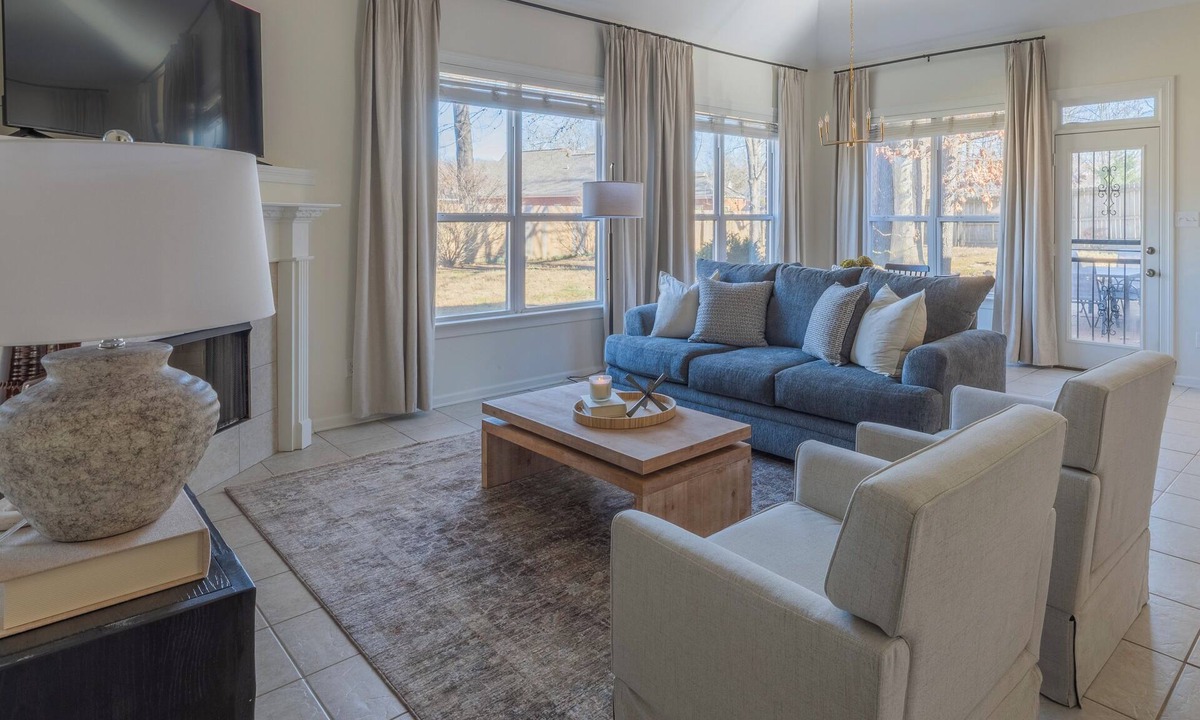 Lakeland House | Certified Temporary Housing l Lakeland