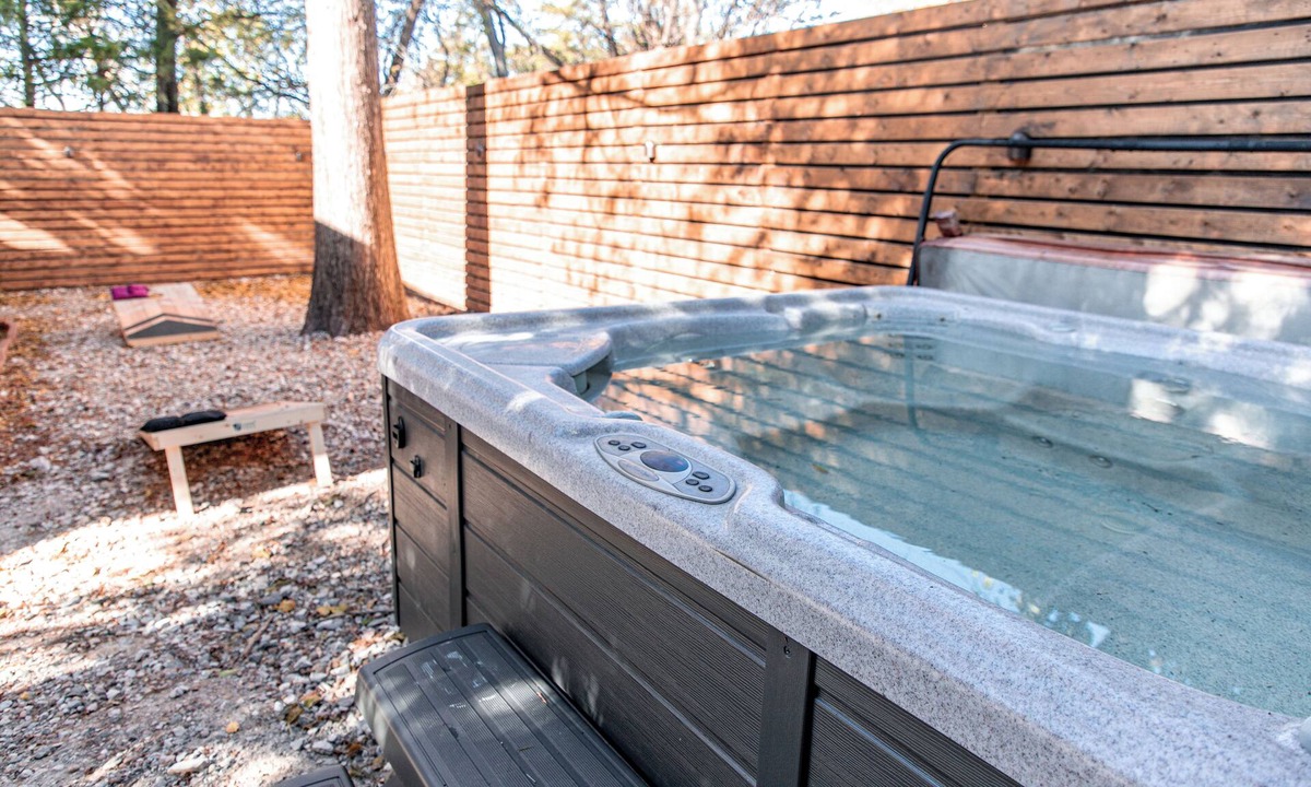 Oklahoma City House | Charming 2-bedroom house with Hot Tub in peaceful neighborhood in OKC