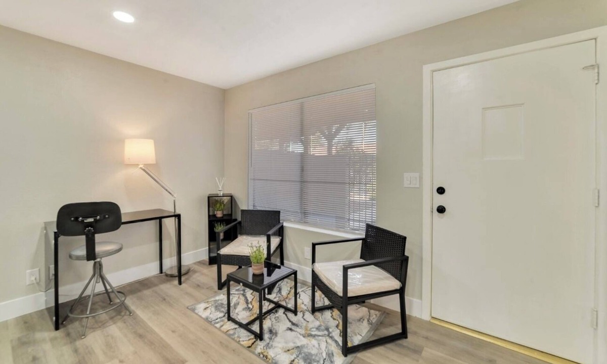 Summerlin House | Charming 2-bedroom townhome with WiFi, AC in vibrant Las Vegas