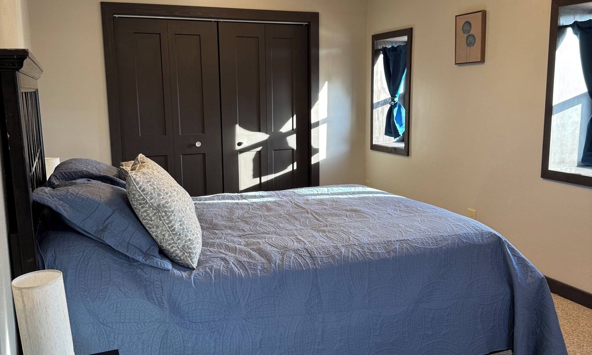 Fennimore Apartment | Charming 3-bedroom upstairs apartment in welcoming Fennimore.