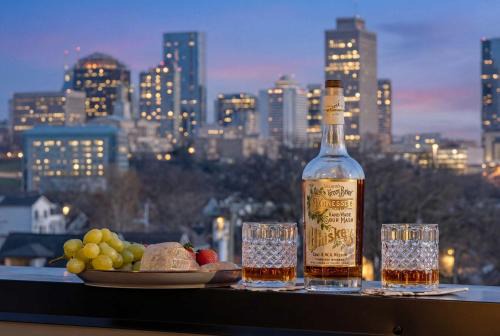 Hope Gardens House | CLose to DT Speakeasy Poker City Views