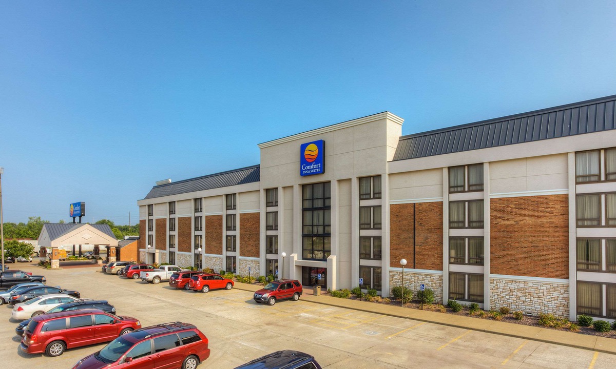 Evansville Hotel | Comfort Inn & Suites Evansville Airport