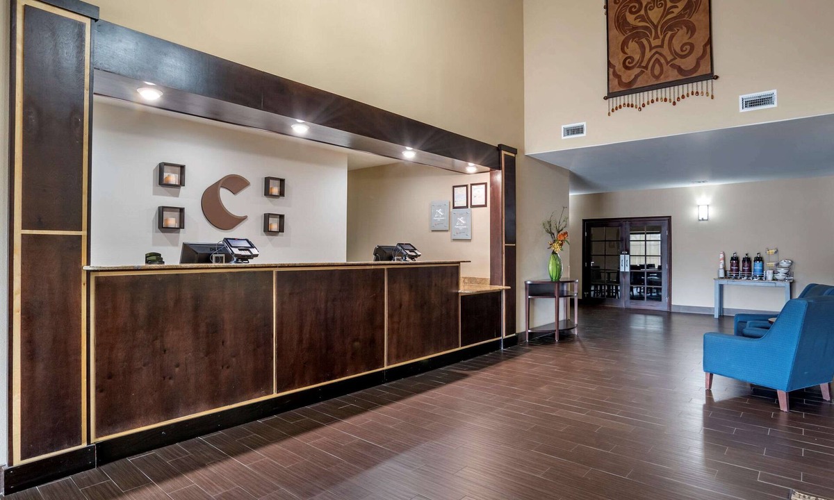 Scott Hotel | Comfort Inn & Suites Scott-West Lafayette