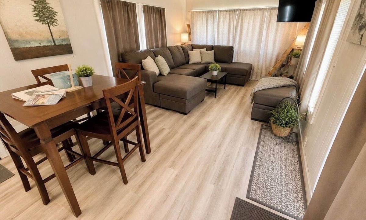 Harpers Ferry House | Cozy 2-Bedroom River Town Retreat – Sleeps 6-8 - Walking distance to the River