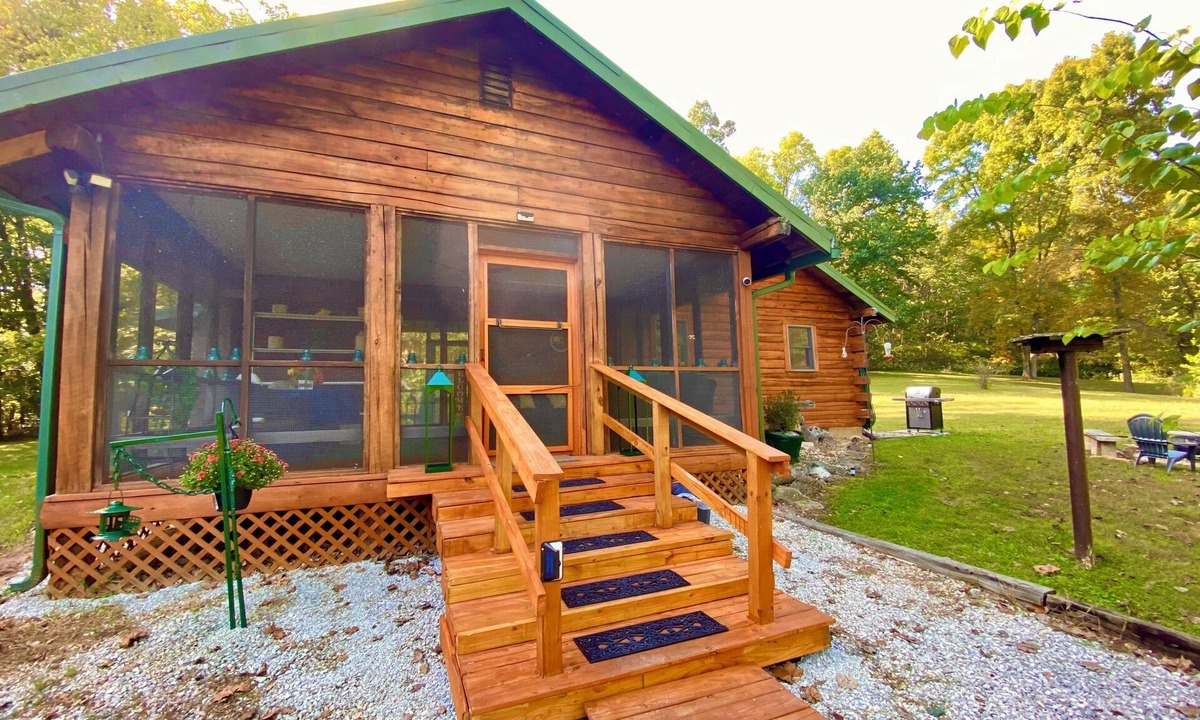 Williams Cabin | Deer Bend Cabin- Amish Built Hideaway W/Fire Pit