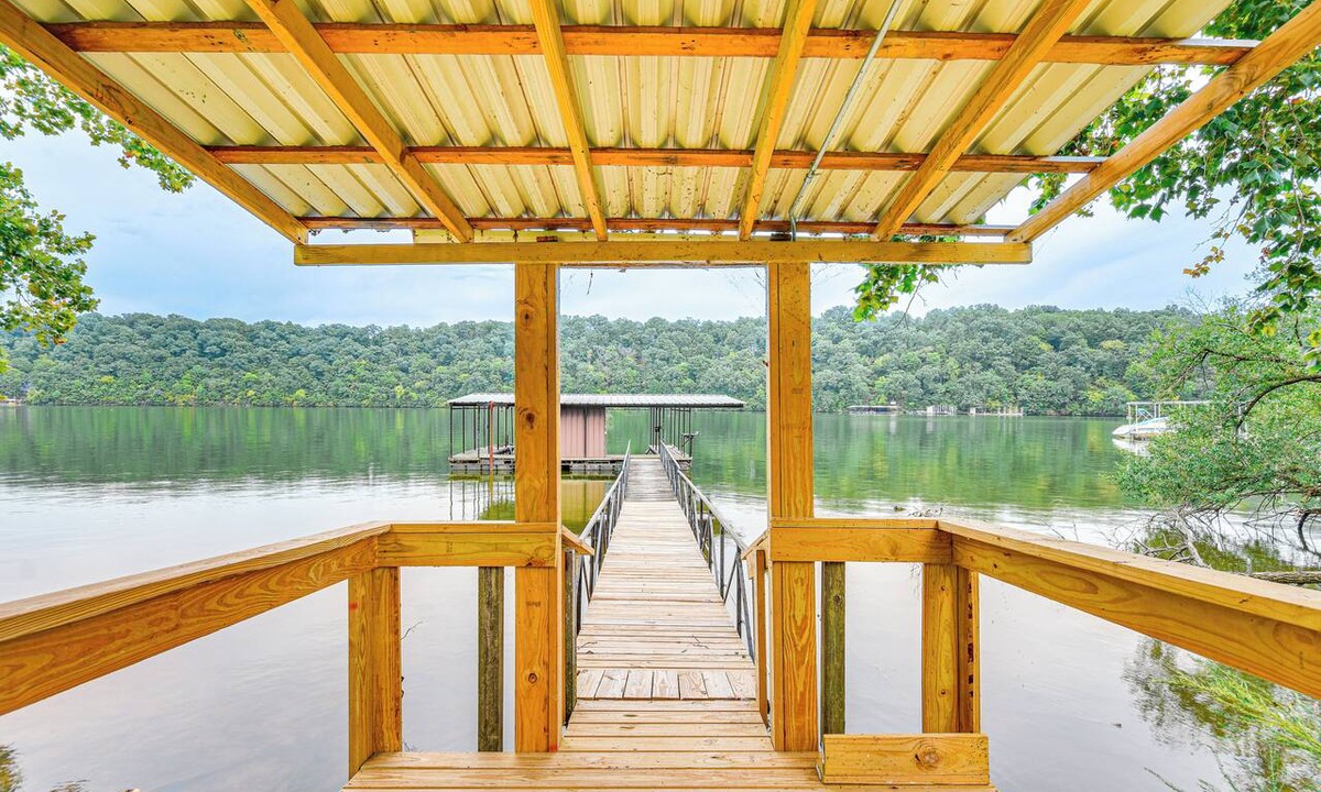 Versailles Cottage | Dual Cottages on Lake of the Ozarks!