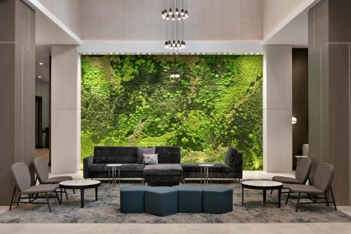 Atlantic Station Area Hotel | Embassy Suites by Hilton Atlanta Midtown