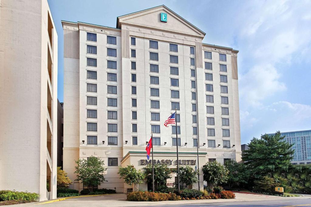 Music Row Hotel | Embassy Suites Nashville - at Vanderbilt