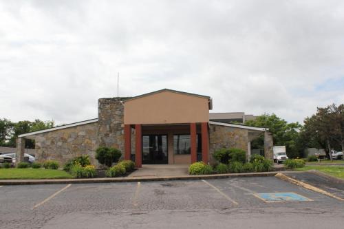 Nashville Hotel | Executive Inn & Suites
