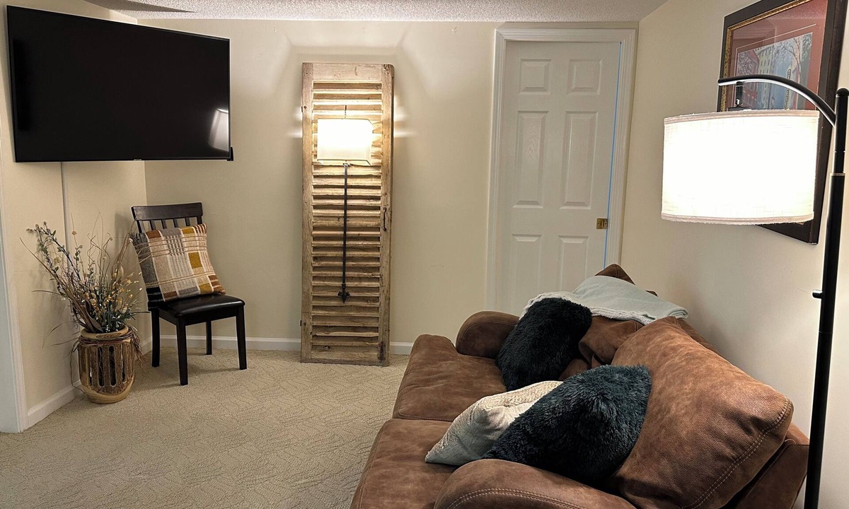 Tellico Village House | Experience peace & quiet. Central Tellico Village-Private Apartment, Non-smoking