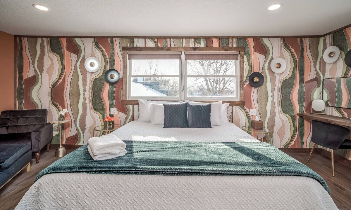 Prescott Hotel | Extended Stay | Spacious Kitchen Studio | Free Parking