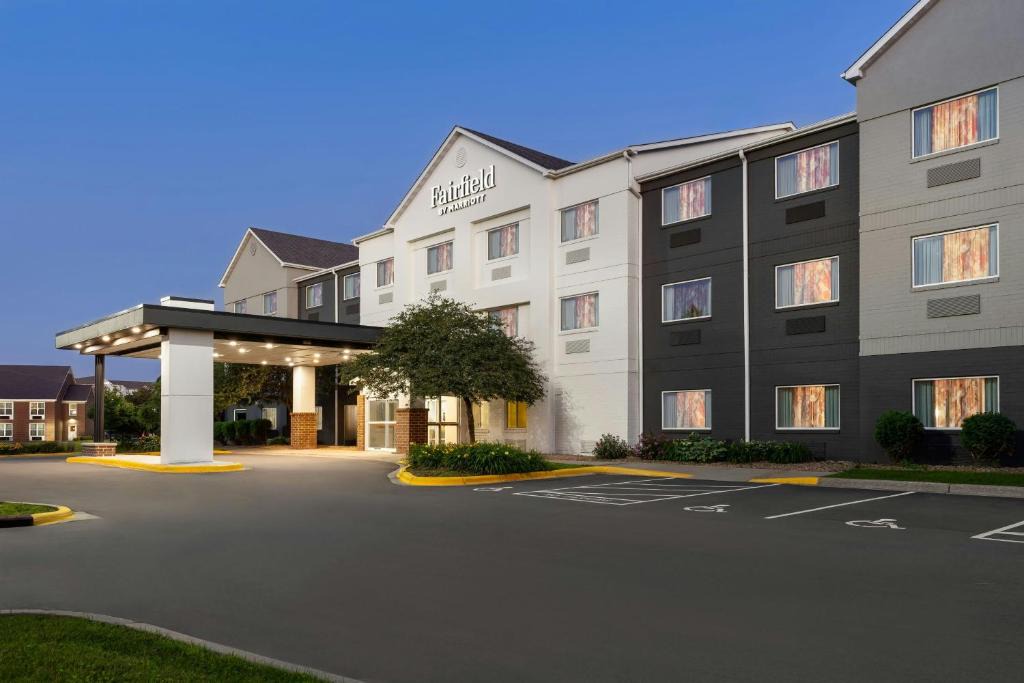 Burnsville Hotel | Fairfield Inn & Suites Minneapolis Burnsville