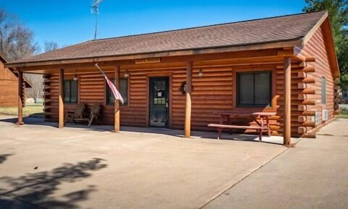Neillsville Cottage | Fits up to 10 people in this bunk house located at the Riviera Resort in Neillsville, Wisconsin.