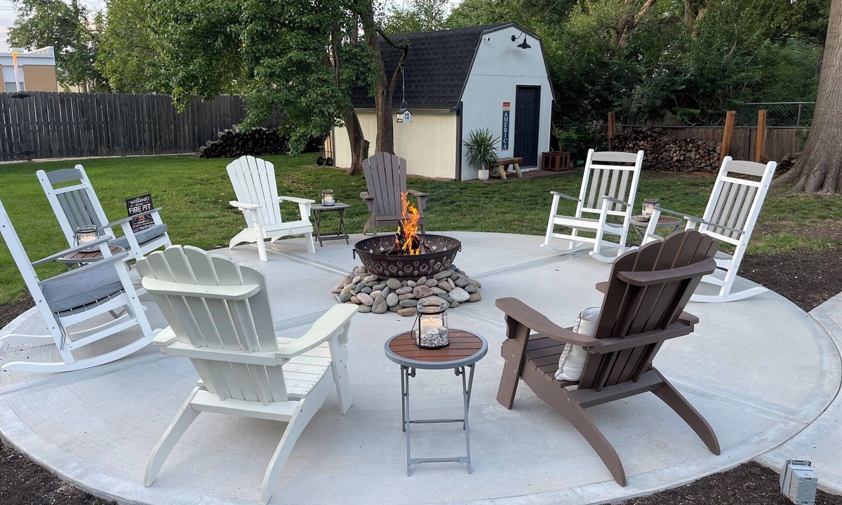 Lawrence House | For larger groups, just a block away from the NCAA Super Regional Games.
