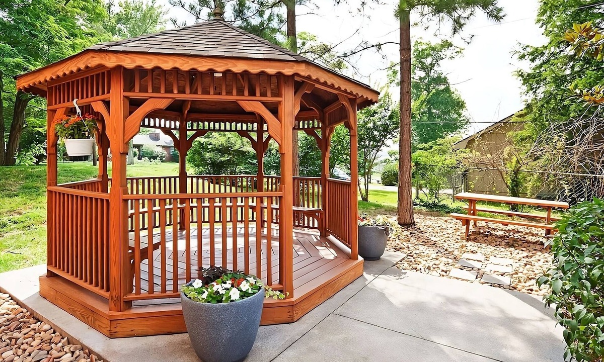 Ashley Oaks Hotel | Frank H McClung Museum Tour! 4 Pet-friendly Suites w/Kitchen & FREE Parking!