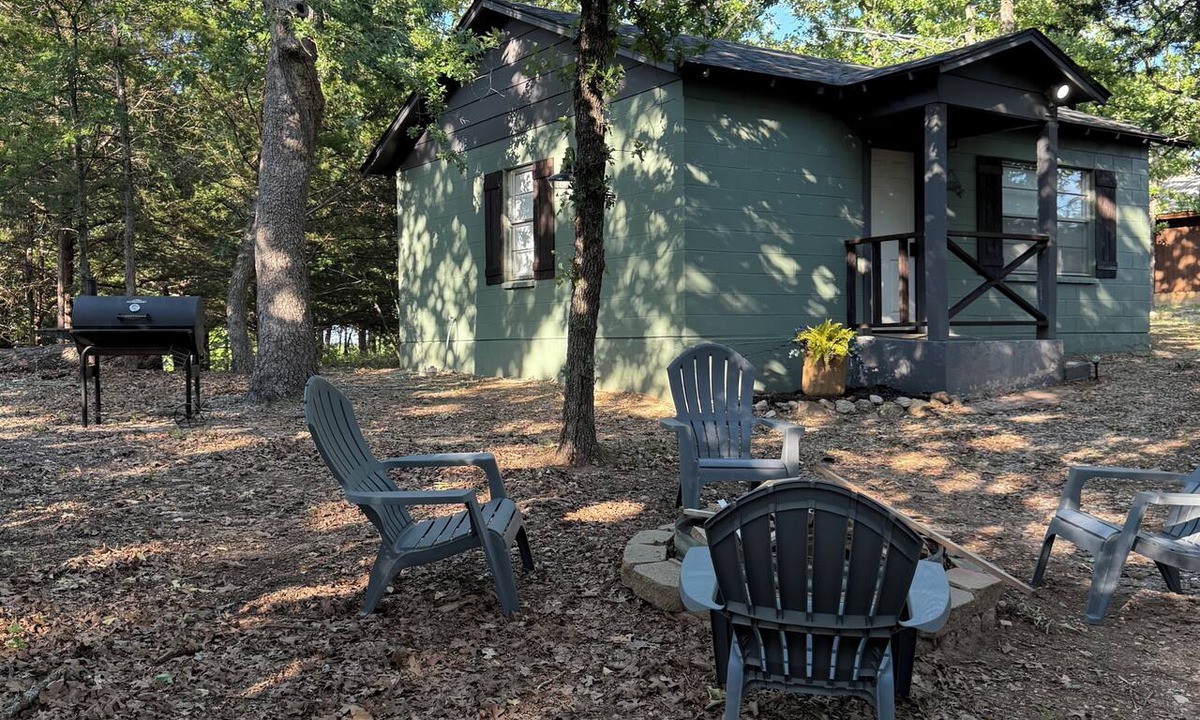 Sulphur Cabin | Fully Renovated Cabin in the Heart of the Arbuckle Mountains