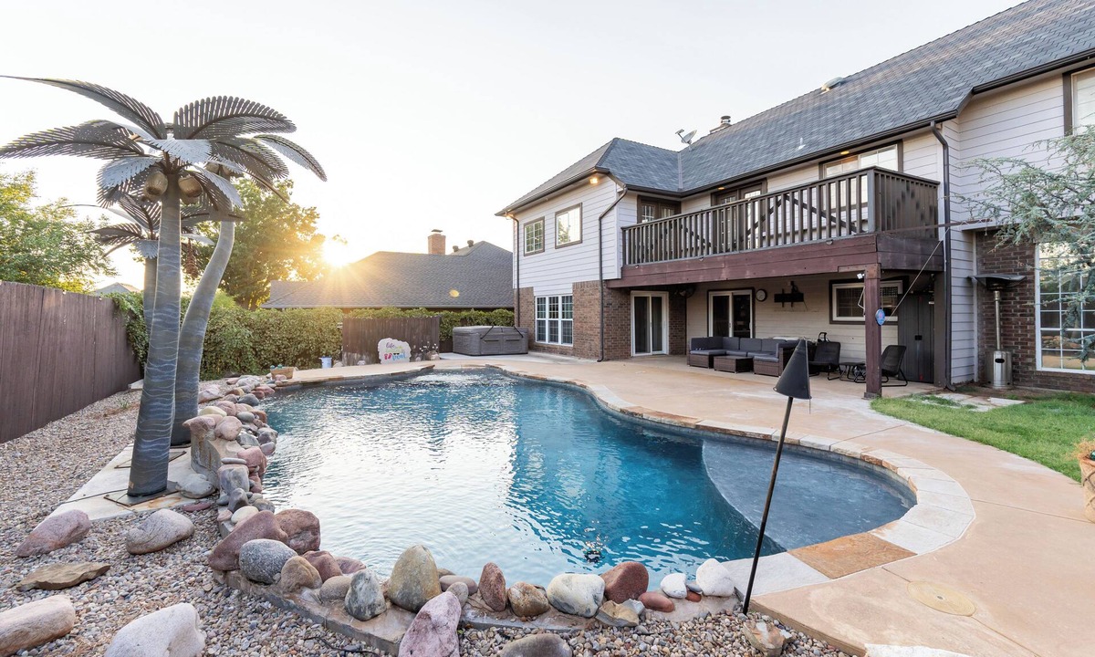 Remington Villa | GAILLARDIA COUNTRY CLUB⛳THREE KING BEDS🛏️HEATED POOL🏊HOT TUB♨️POOL TABLE🎱🏀
